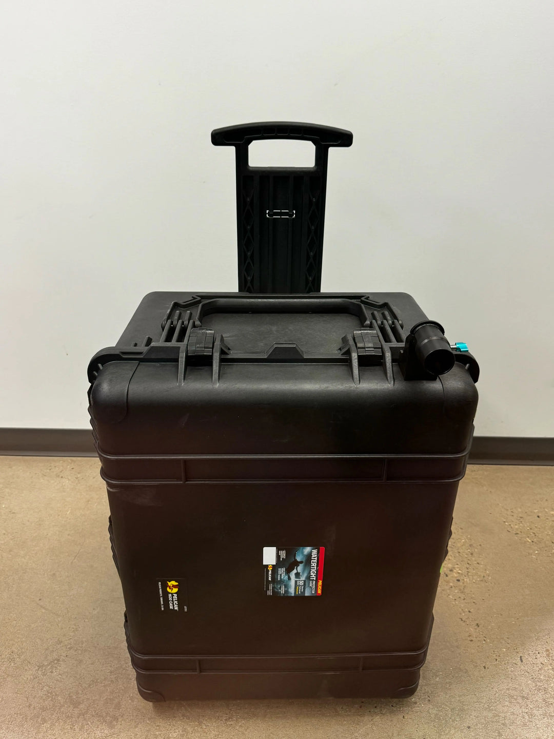 CUSTOM PELICAN 1630 STARLINK DEPLOYABLE CASE Switch Incorporated